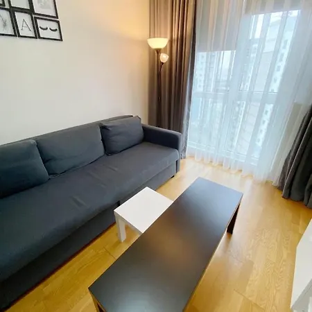 Koza Apartment, Next To Akbati Shopping Mall And Tennis Court Soul Entertainment Apartment *