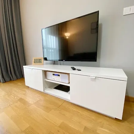Koza Apartment, Next To Akbati Shopping Mall And Tennis Court Soul Entertainment Apartment